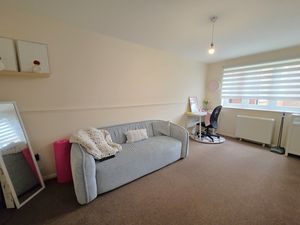 Lounge- click for photo gallery